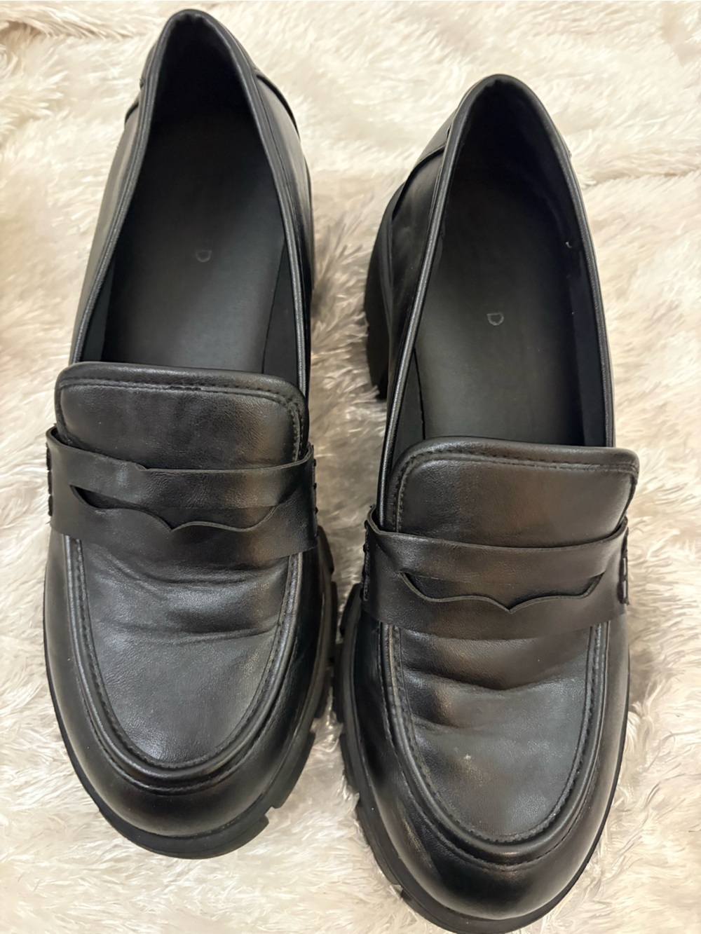 Torrid black Heeled Lug Loafer size 12WW